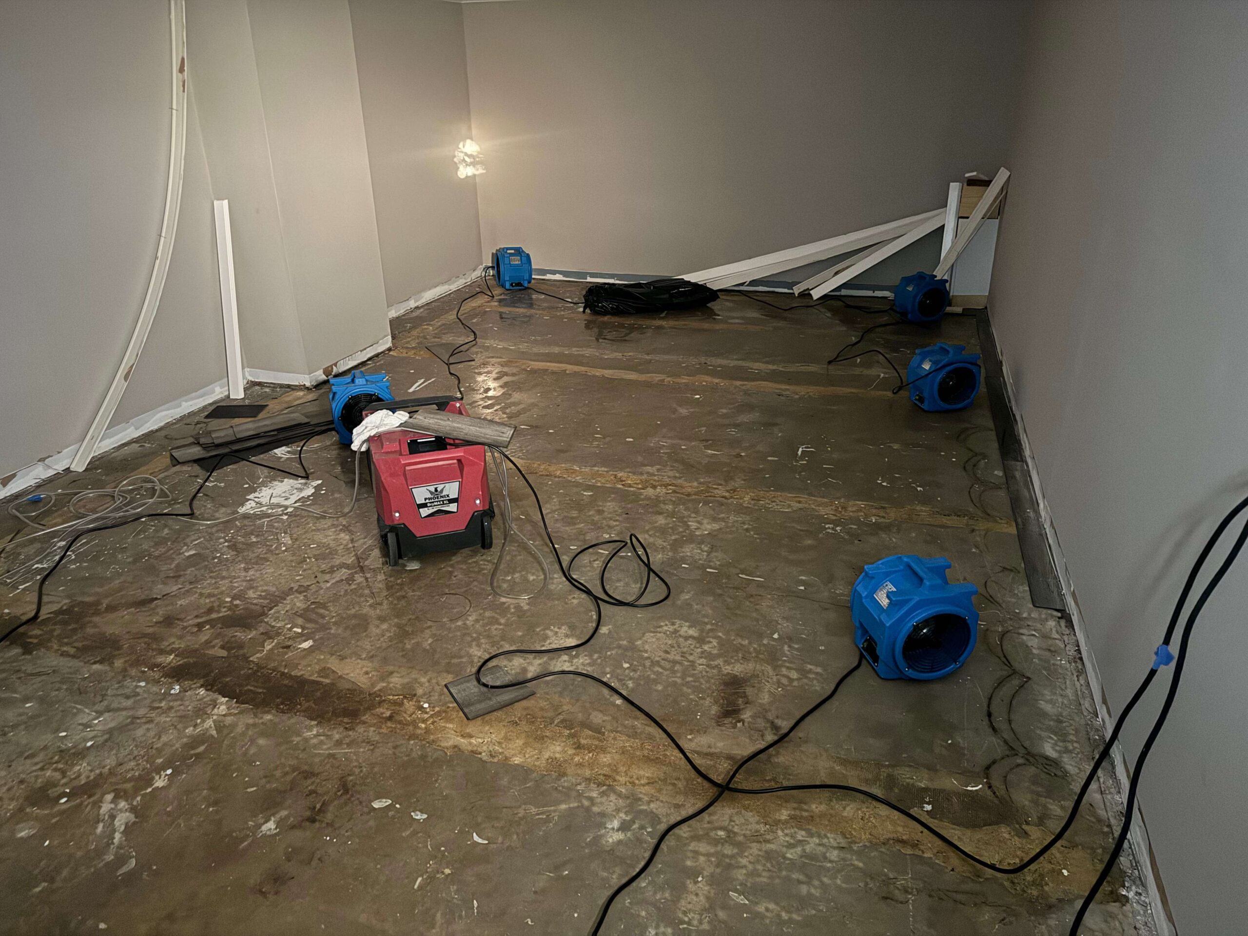 Commercial property damage before restoration in Kansas City